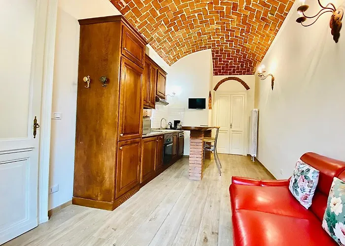 Exquisitely Renovated And Centrally Located With Free Parking Apartamento Turín