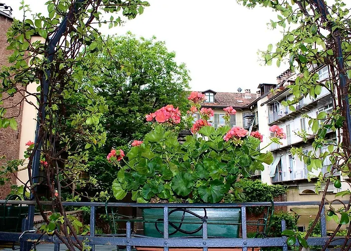 Apartamento Exquisitely Renovated And Centrally Located With Free Parking