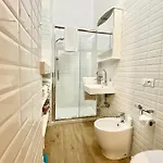 Exquisitely Renovated And Centrally Located With Free Parking * Torino