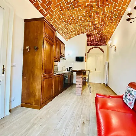 Exquisitely Renovated And Centrally Located With Free Parking Appartamento Torino
